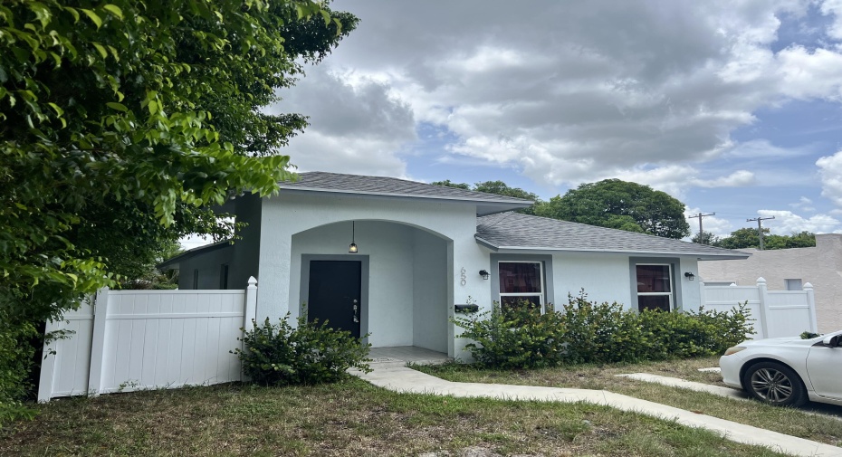 650 50th Street, West Palm Beach, Florida 33407, 3 Bedrooms Bedrooms, ,2 BathroomsBathrooms,Single Family,For Sale,50th,RX-11004538
