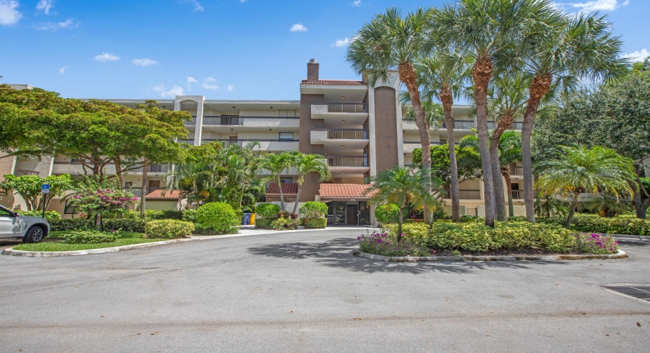 955 Egret Circle Unit 104, Delray Beach, Florida 33444, 2 Bedrooms Bedrooms, ,2 BathroomsBathrooms,Residential Lease,For Rent,Egret,1,RX-11004625