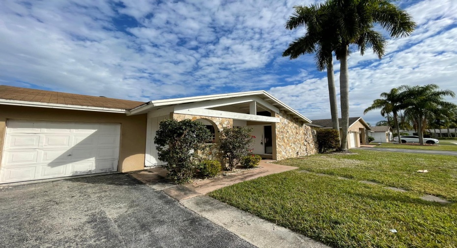 22539 SW 7th Street, Boca Raton, Florida 33433, 3 Bedrooms Bedrooms, ,2 BathroomsBathrooms,Residential Lease,For Rent,7th,1,RX-11004792