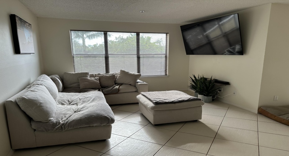 2315 N Congress Avenue Unit 27, Boynton Beach, Florida 33426, 1 Bedroom Bedrooms, ,1 BathroomBathrooms,Residential Lease,For Rent,Congress,2,RX-11004856