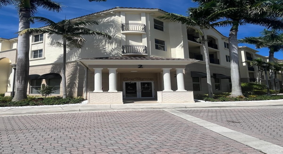 2208 Renaissance Way Unit 208, Boynton Beach, Florida 33426, 2 Bedrooms Bedrooms, ,2 BathroomsBathrooms,Condominium,For Sale,Renaissance,2,RX-11004882