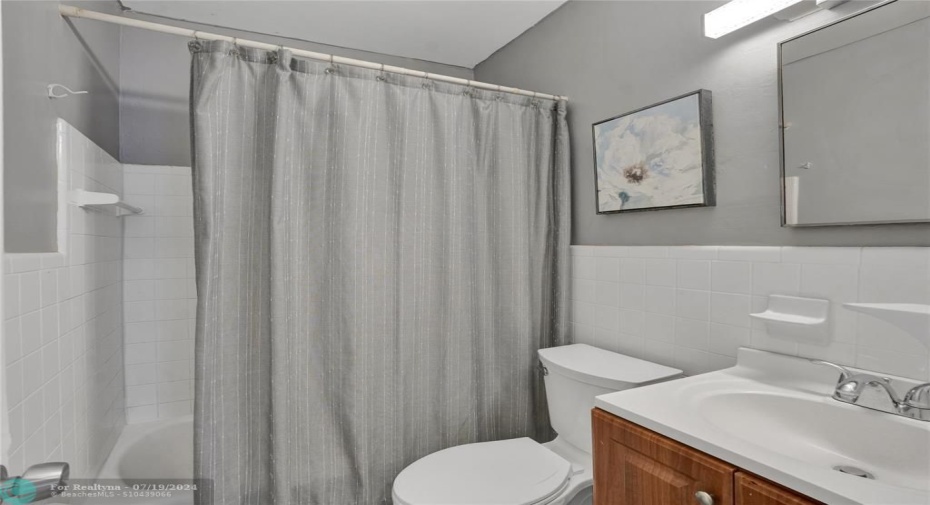 Full bathroom with easy access to 2nd and 3rd BRS.