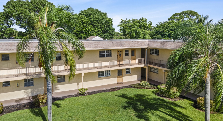 1600 Dover Road Unit 210-B, Delray Beach, Florida 33445, 2 Bedrooms Bedrooms, ,2 BathroomsBathrooms,Condominium,For Sale,Dover,2,RX-11005076