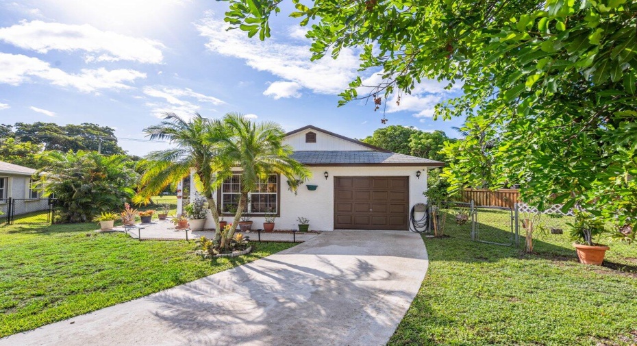 10064 Boynton Place Circle, Boynton Beach, Florida 33437, 2 Bedrooms Bedrooms, ,2 BathroomsBathrooms,Single Family,For Sale,Boynton Place,RX-11005161