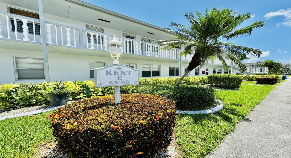 67 Kent, West Palm Beach, Florida 33417, 2 Bedrooms Bedrooms, ,1 BathroomBathrooms,Condominium,For Sale,Kent,1,RX-11005235
