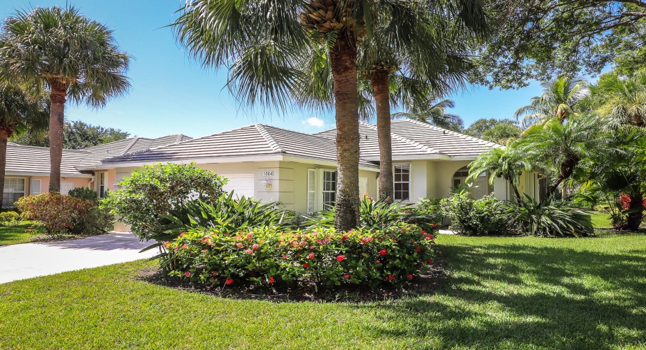 1064 Bedford Avenue, Palm Beach Gardens, Florida 33403, 3 Bedrooms Bedrooms, ,2 BathroomsBathrooms,Single Family,For Sale,Bedford,RX-11005317