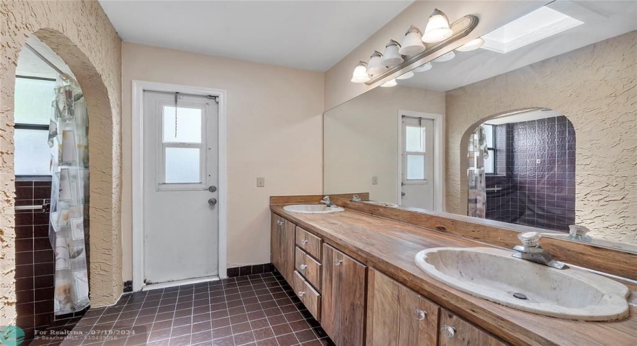 Large Master Bathroom with Access to the Backyard