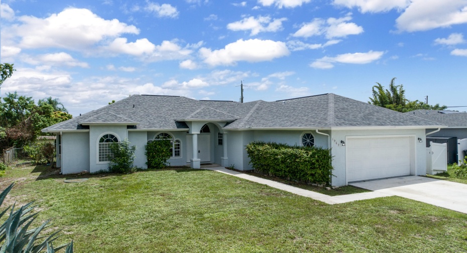 1969 SW Gold Lane, Port Saint Lucie, Florida 34953, 3 Bedrooms Bedrooms, ,2 BathroomsBathrooms,Single Family,For Sale,Gold,RX-11005586