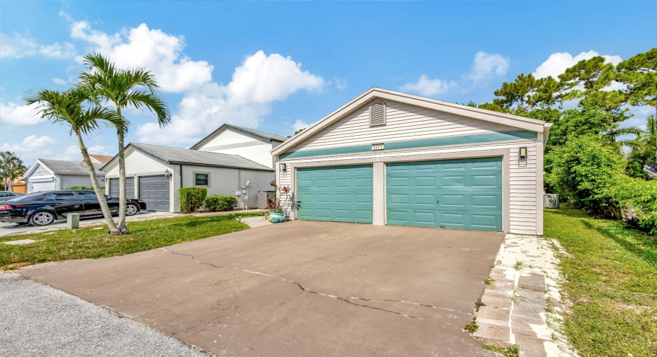 1413 Blue Clover Lane, West Palm Beach, Florida 33415, 4 Bedrooms Bedrooms, ,2 BathroomsBathrooms,Single Family,For Sale,Blue Clover,RX-11005687