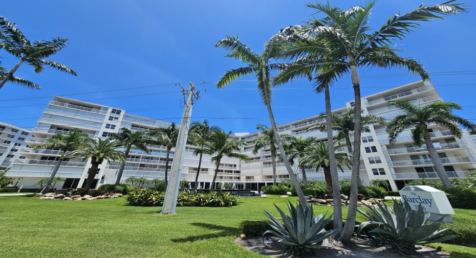 3546 S Ocean Boulevard Unit 403, South Palm Beach, Florida 33480, 2 Bedrooms Bedrooms, ,2 BathroomsBathrooms,Residential Lease,For Rent,Ocean,4,RX-11005681