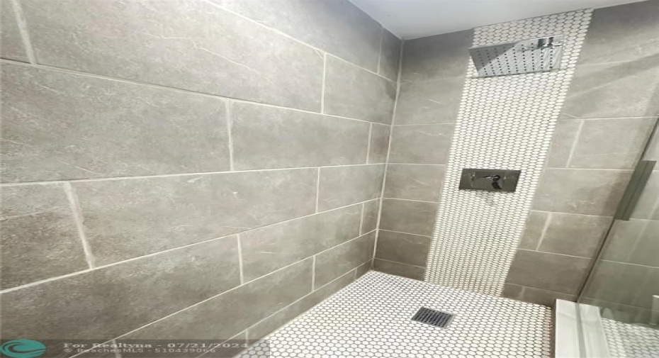 All tile walls... walk in shower