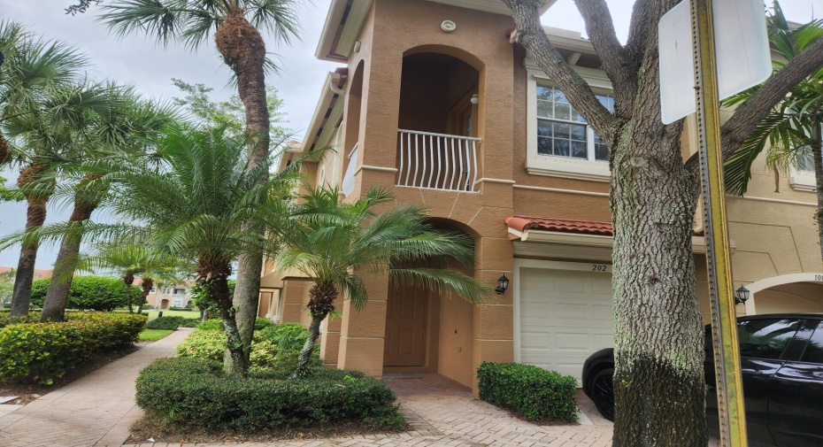 4986 Bonsai Circle Unit 202, Palm Beach Gardens, Florida 33418, 2 Bedrooms Bedrooms, ,2 BathroomsBathrooms,Condominium,For Sale,Bonsai,2,RX-11005980