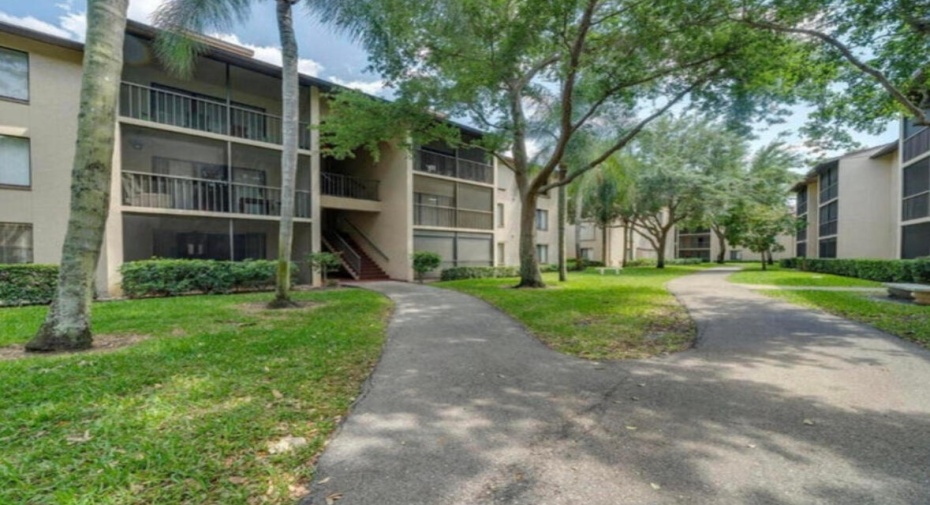 207 Foxtail Drive Unit E3, Greenacres, Florida 33415, 2 Bedrooms Bedrooms, ,2 BathroomsBathrooms,Residential Lease,For Rent,Foxtail,3,RX-11006114