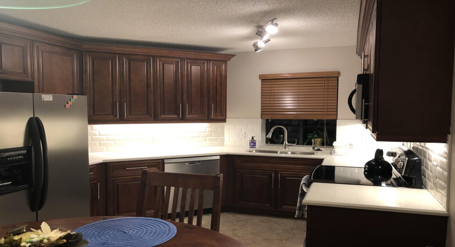 5187 Europa Dr Unit A, Boynton Beach, Florida 33437, 3 Bedrooms Bedrooms, ,2 BathroomsBathrooms,Residential Lease,For Rent,Europa Dr,1,RX-11006124