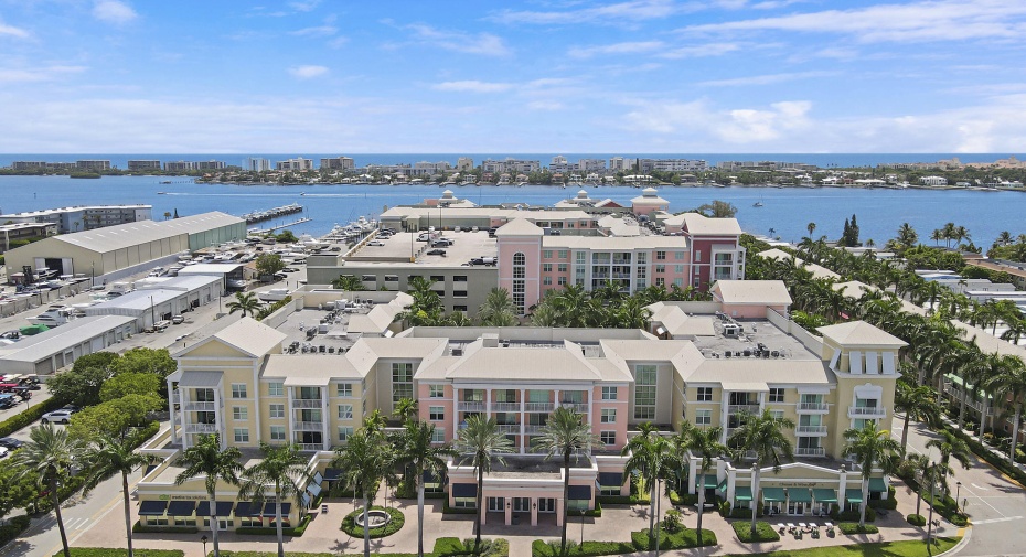 804 E Windward Way Unit Ph12, Lantana, Florida 33462, 3 Bedrooms Bedrooms, ,2 BathroomsBathrooms,Condominium,For Sale,Windward,7,RX-11006196