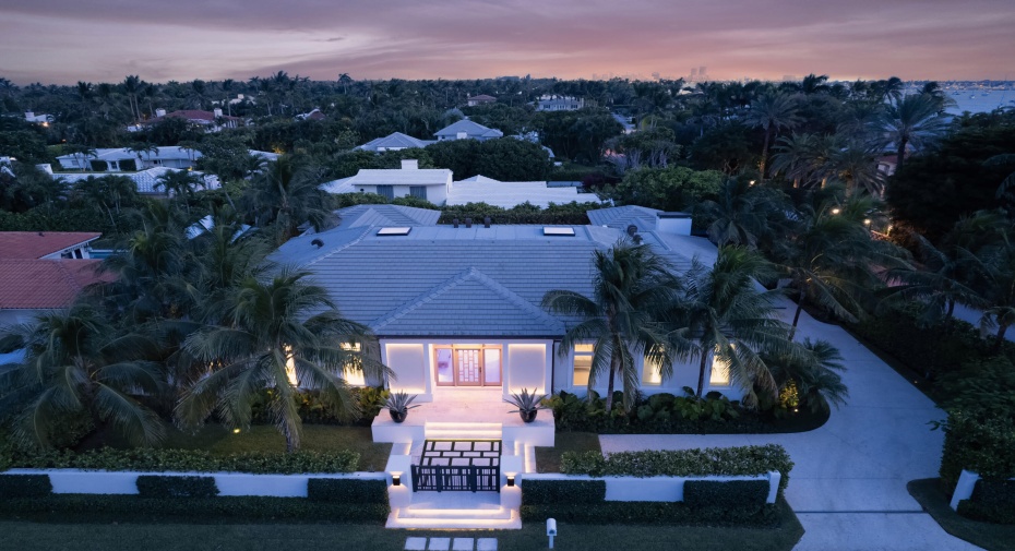 250 Ocean Terrace, Palm Beach, Florida 33480, 5 Bedrooms Bedrooms, ,5 BathroomsBathrooms,Single Family,For Sale,Ocean,RX-11006219