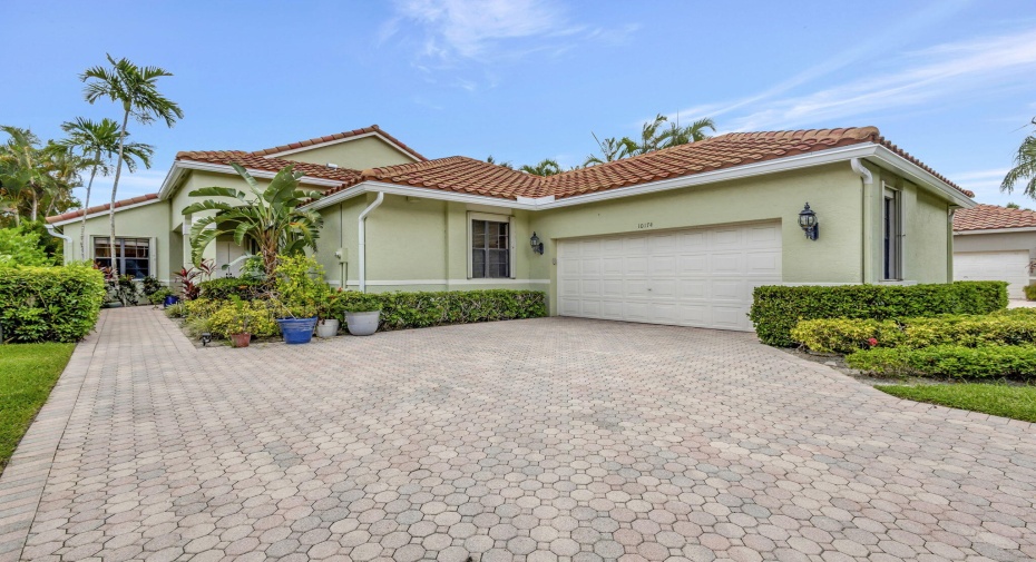 10174 Dover Carriage Lane, Lake Worth, Florida 33449, 3 Bedrooms Bedrooms, ,3 BathroomsBathrooms,Residential Lease,For Rent,Dover Carriage,1,RX-11006260