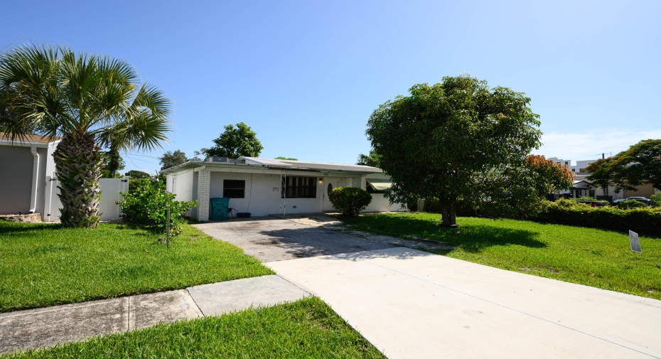 133 SE 13th Avenue, Boynton Beach, Florida 33435, 3 Bedrooms Bedrooms, ,2 BathroomsBathrooms,Single Family,For Sale,13th,RX-11004668