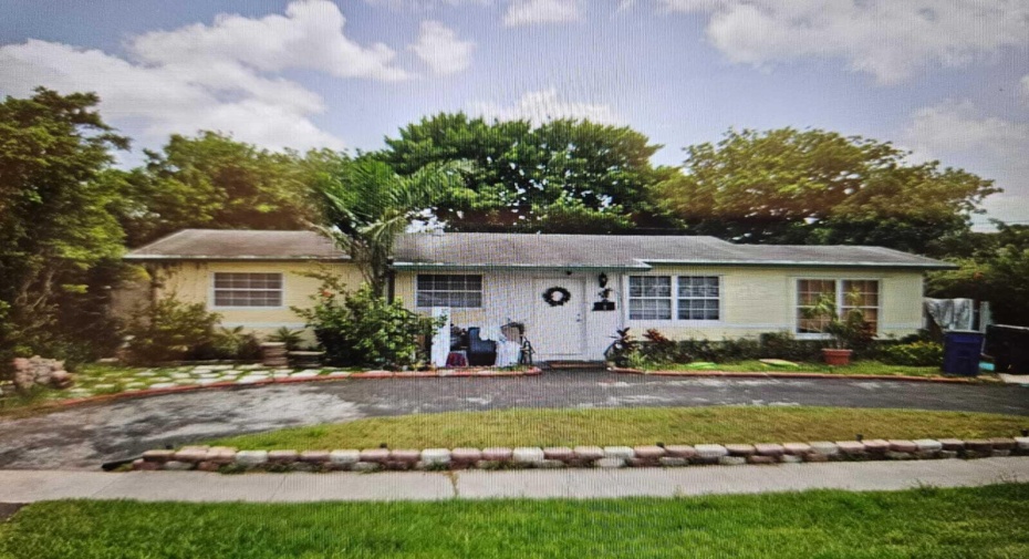 4420 NW 34th Street, Lauderdale Lakes, Florida 33319, 3 Bedrooms Bedrooms, ,2 BathroomsBathrooms,Single Family,For Sale,34th,RX-11006541