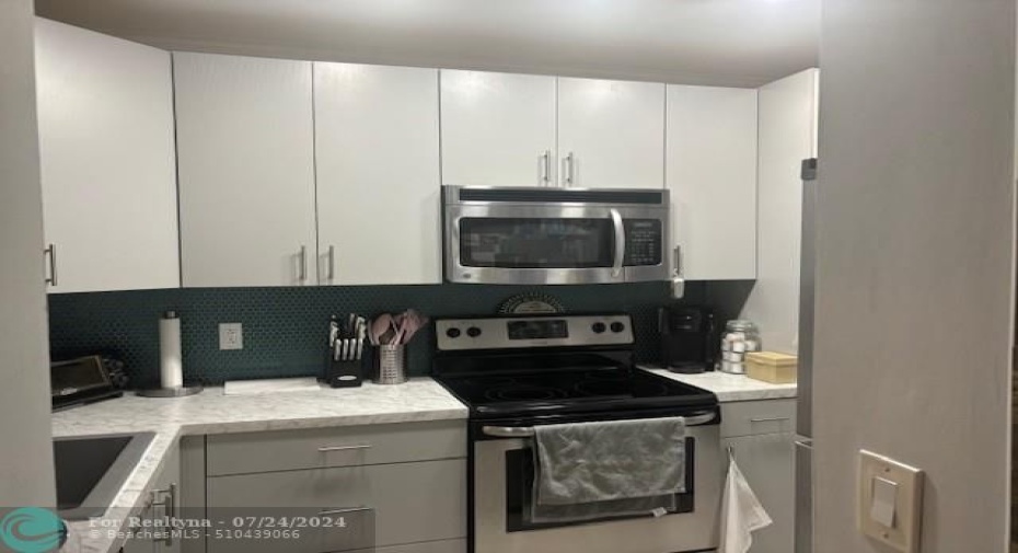 Updated kitchen and stainless appliances