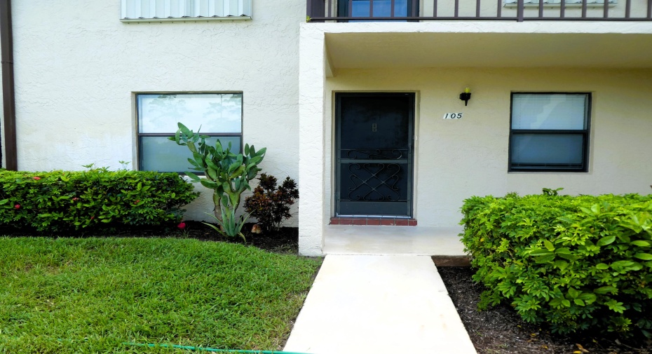 4570 Lucerne Lakes Boulevard Unit 105, Lake Worth, Florida 33467, 2 Bedrooms Bedrooms, ,2 BathroomsBathrooms,Residential Lease,For Rent,Lucerne Lakes,1,RX-11006600