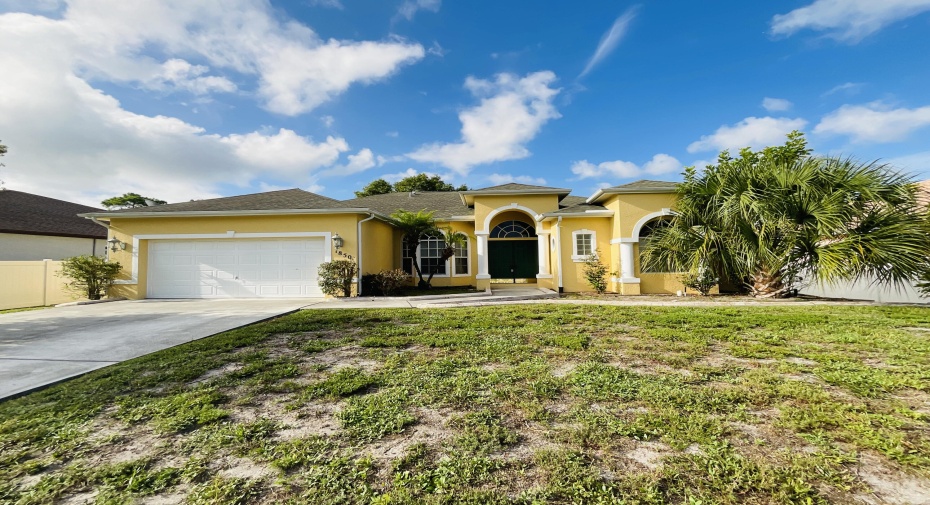 1850 SW Bellevue Avenue, Port Saint Lucie, Florida 34953, 3 Bedrooms Bedrooms, ,2 BathroomsBathrooms,Residential Lease,For Rent,Bellevue,RX-11006593