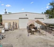 Commercial/industrial For Sale