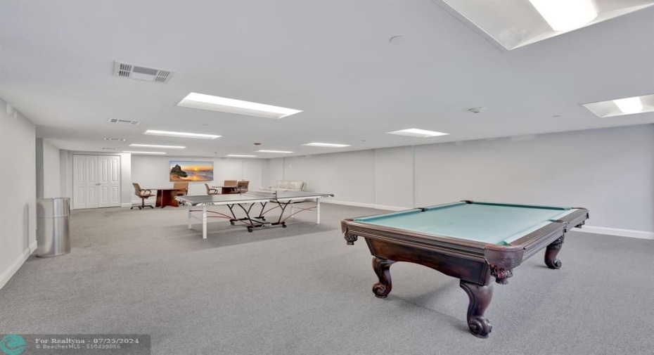 Pingpong and game room