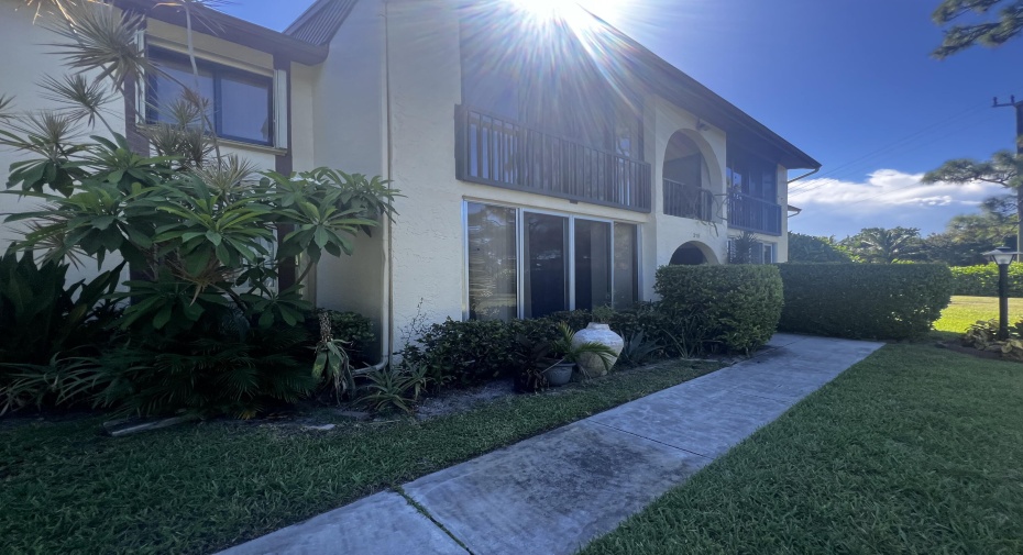 318 Knotty Pine Circle Unit C-1, Greenacres, Florida 33463, 2 Bedrooms Bedrooms, ,2 BathroomsBathrooms,Condominium,For Sale,Knotty Pine,1,RX-11006908