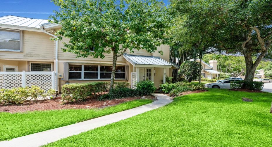 501 Andover Court, Boynton Beach, Florida 33436, 3 Bedrooms Bedrooms, ,2 BathroomsBathrooms,Townhouse,For Sale,Andover,RX-11006214