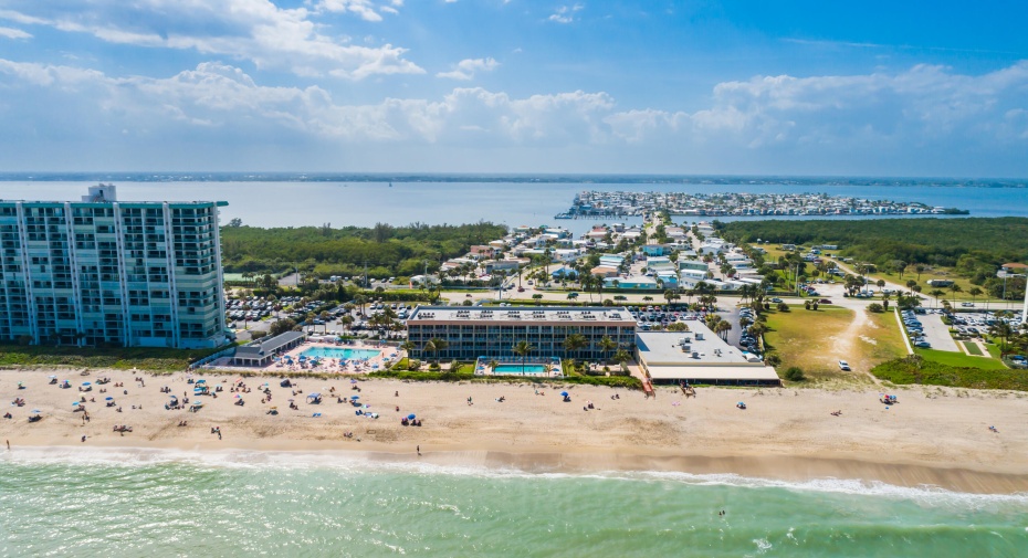 9800 S Ocean Drive Unit 213, Jensen Beach, Florida 34957, 1 Bedroom Bedrooms, ,2 BathroomsBathrooms,Residential Lease,For Rent,Ocean,213,RX-11007169