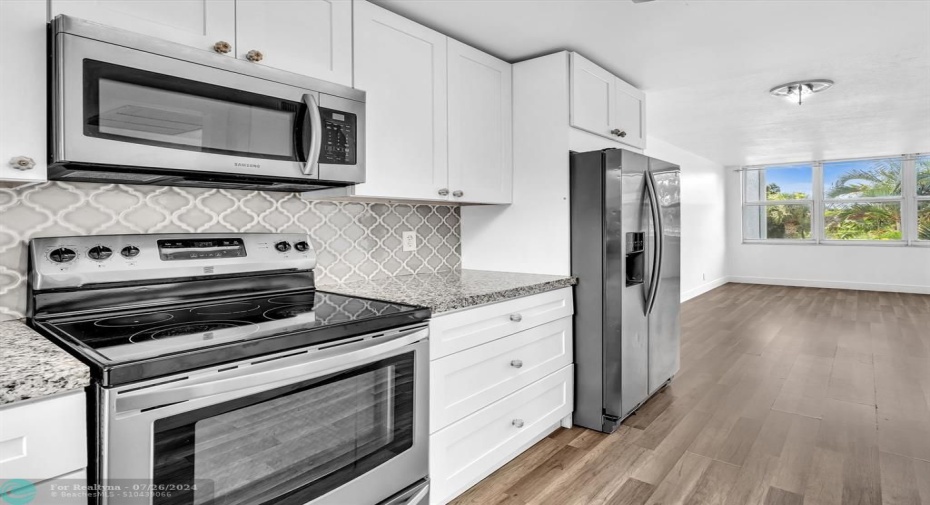 Fully Updated Kitchen with Stainless Steel Appliances