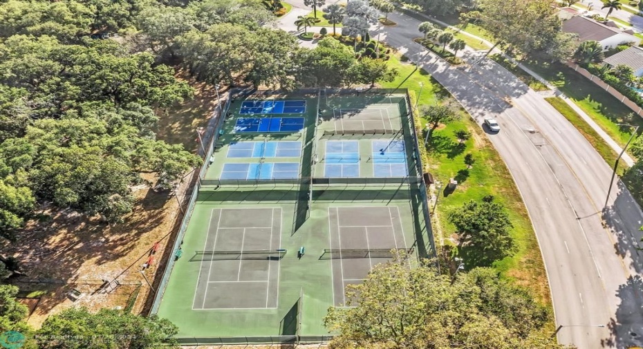 Aerial View of Tennis, Pickleball & Basketball Courts