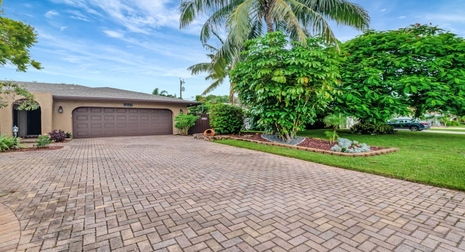 650 Heron Drive, Delray Beach, Florida 33444, 3 Bedrooms Bedrooms, ,2 BathroomsBathrooms,Residential Lease,For Rent,Heron,RX-11006667