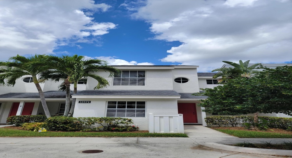 12574 Westhampton Circle Unit I, Wellington, Florida 33414, 3 Bedrooms Bedrooms, ,2 BathroomsBathrooms,Residential Lease,For Rent,Westhampton,1,RX-11007194