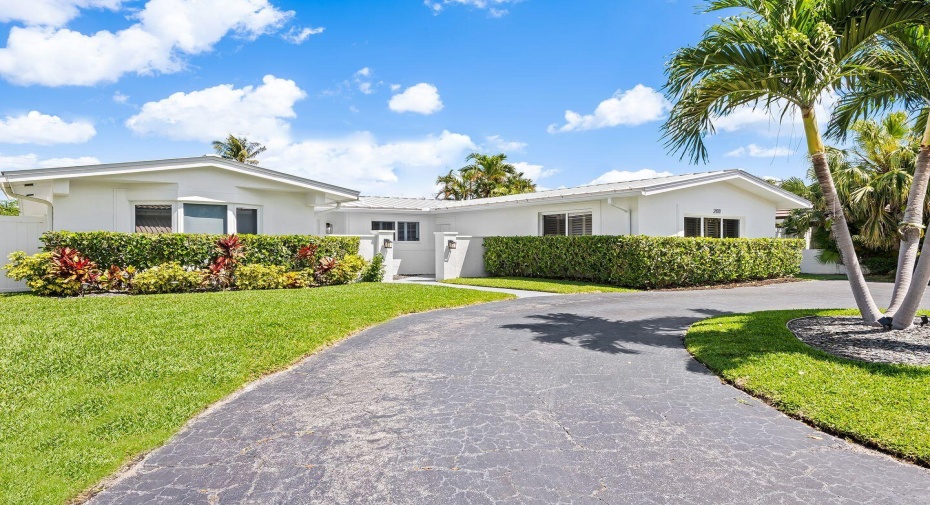 2011 NE 60th Street, Fort Lauderdale, Florida 33308, 5 Bedrooms Bedrooms, ,3 BathroomsBathrooms,Residential Lease,For Rent,60th,RX-11007217