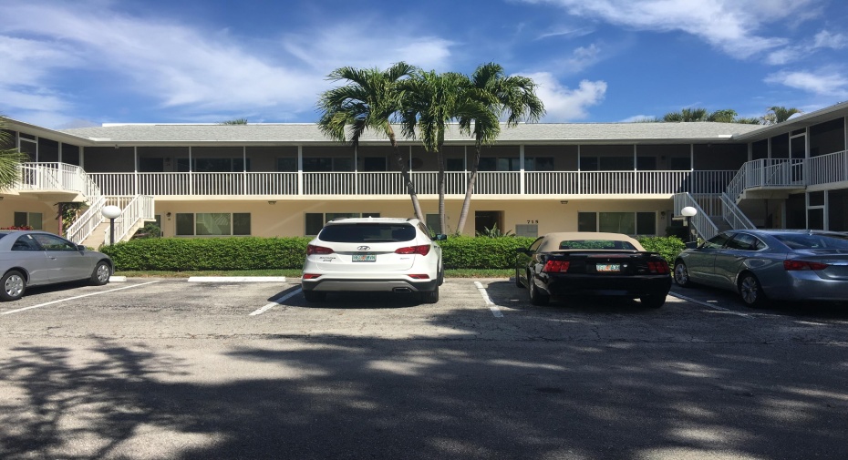 715 NE 1st Court Unit 1c, Delray Beach, Florida 33483, 1 Bedroom Bedrooms, ,1 BathroomBathrooms,Condominium,For Sale,1st,1,RX-11007401