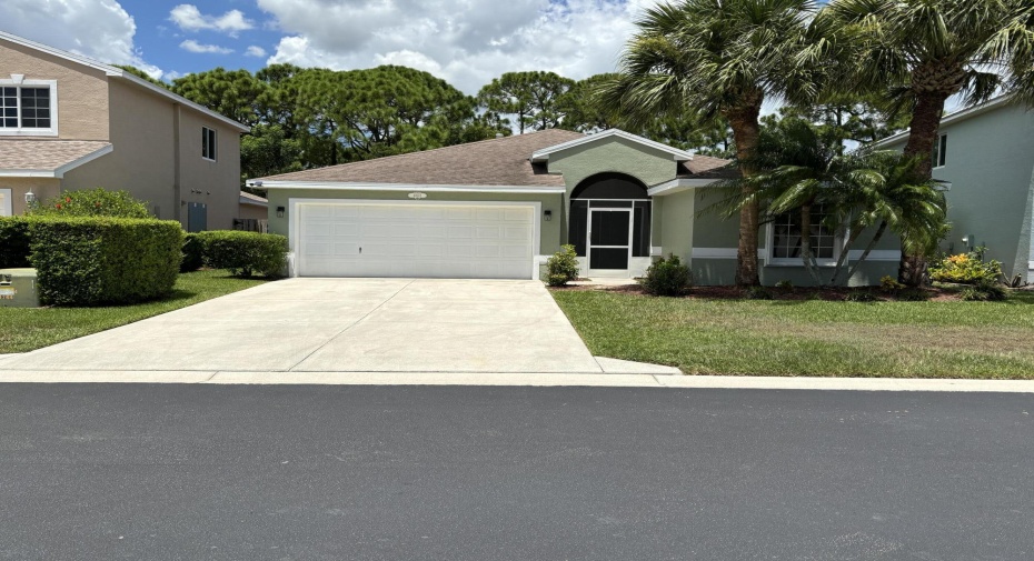 4663 SE Winter Haven Court, Stuart, Florida 34997, 3 Bedrooms Bedrooms, ,2 BathroomsBathrooms,Single Family,For Sale,Winter Haven,RX-11004093