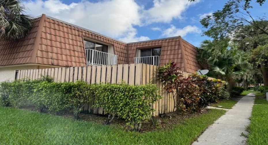 511 Green Springs Place, West Palm Beach, Florida 33409, 2 Bedrooms Bedrooms, ,2 BathroomsBathrooms,Residential Lease,For Rent,Green Springs Place,511,RX-10989744