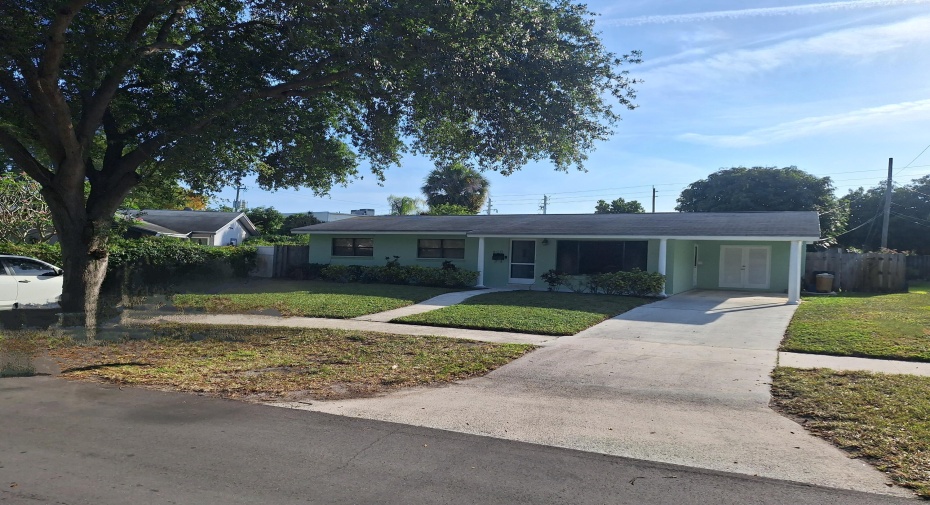 800 Fairhaven Drive, North Palm Beach, Florida 33408, 3 Bedrooms Bedrooms, ,2 BathroomsBathrooms,Single Family,For Sale,Fairhaven,RX-10980050