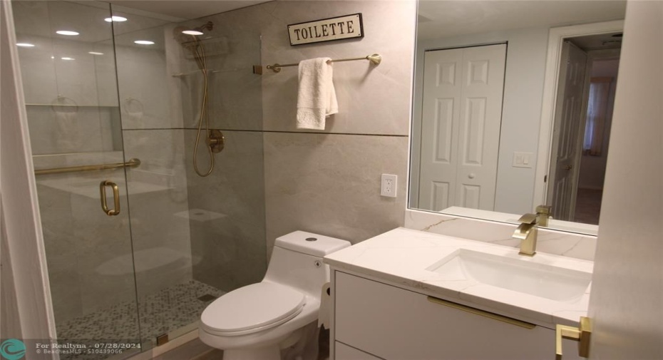 GUEST BATHROOM