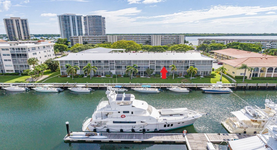 37 Yacht Club Drive Unit 310, North Palm Beach, Florida 33408, 2 Bedrooms Bedrooms, ,2 BathroomsBathrooms,Condominium,For Sale,Yacht Club,3,RX-11007915