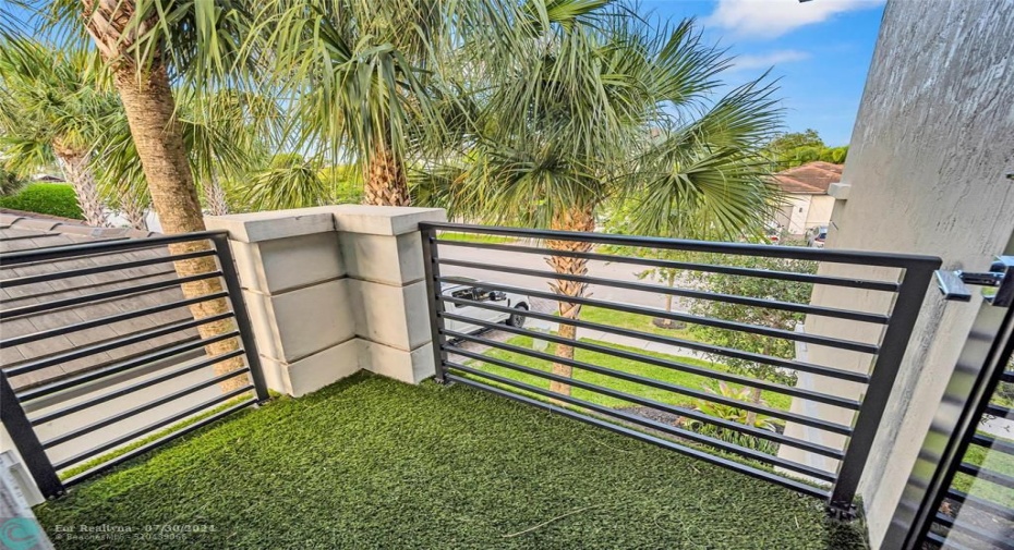 Guest Bedroom Balcony