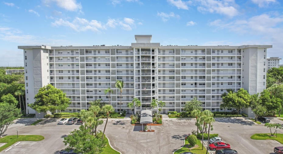 4015 W Palm Aire Drive Unit 704, Pompano Beach, Florida 33069, 2 Bedrooms Bedrooms, ,2 BathroomsBathrooms,Condominium,For Sale,Palm Aire,704,RX-11008223