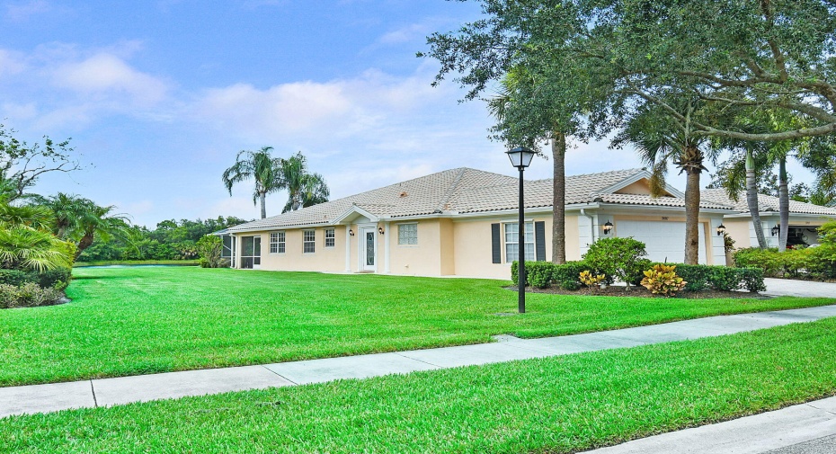 3687 SE Big Bend Terrace, Hobe Sound, Florida 33455, 2 Bedrooms Bedrooms, ,2 BathroomsBathrooms,A,For Sale,Big Bend,RX-11005604