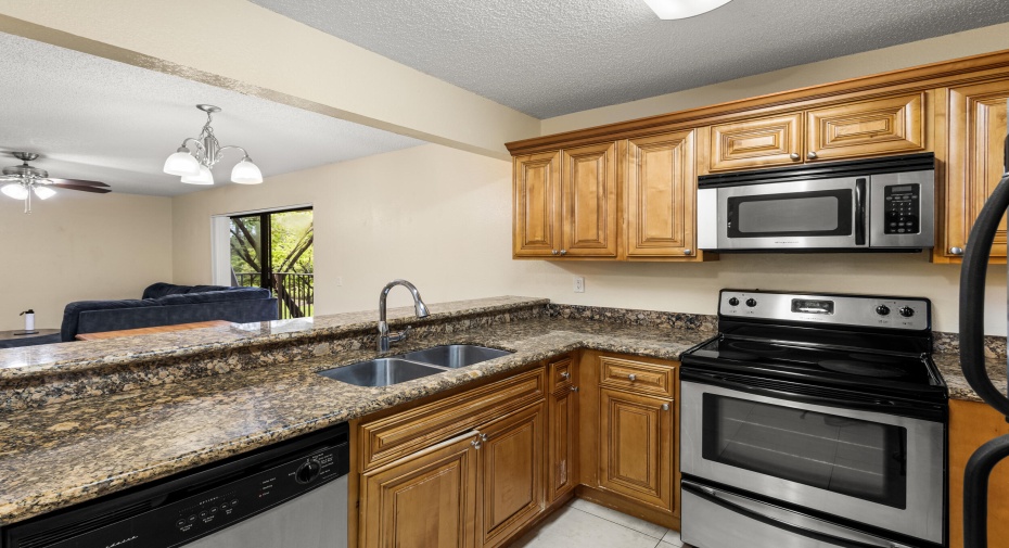 1561 Windorah Way Unit E, West Palm Beach, Florida 33411, 2 Bedrooms Bedrooms, ,2 BathroomsBathrooms,Condominium,For Sale,Windorah,2,RX-11008326