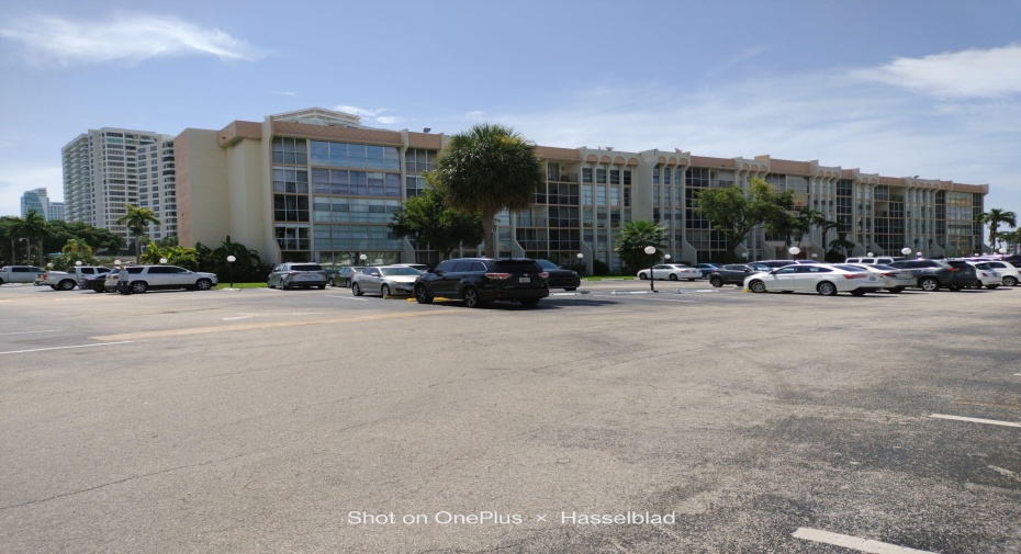 701 Three Islands Blvd Unit 206, Hallandale Beach, Florida 33009, 1 Bedroom Bedrooms, ,1 BathroomBathrooms,Residential Lease,For Rent,Three Islands Blvd,206,RX-11008355