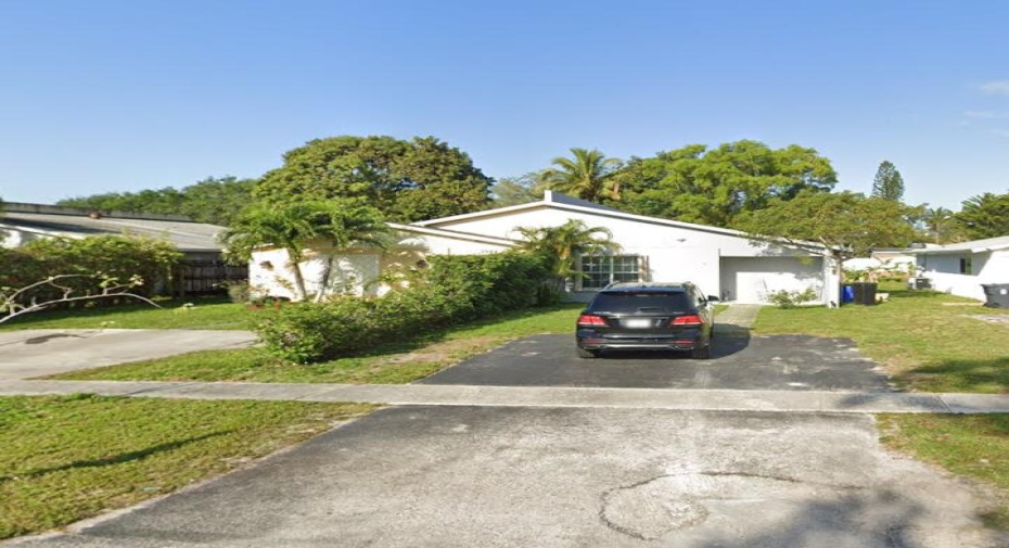 5946 S Rue Road, West Palm Beach, Florida 33415, 2 Bedrooms Bedrooms, ,2 BathroomsBathrooms,Residential Lease,For Rent,Rue,1,RX-11008392