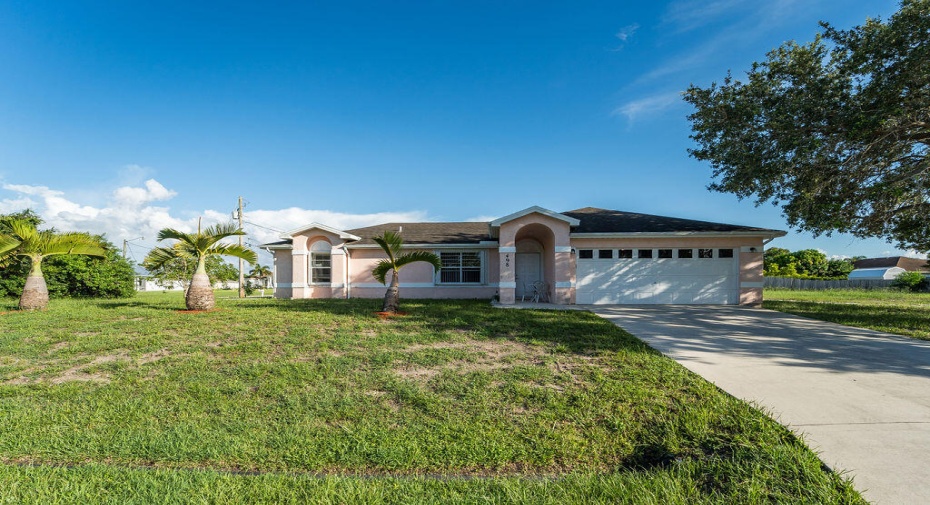 498 SW Lairo Avenue, Port Saint Lucie, Florida 34953, 3 Bedrooms Bedrooms, ,2 BathroomsBathrooms,Single Family,For Sale,Lairo,RX-11008419