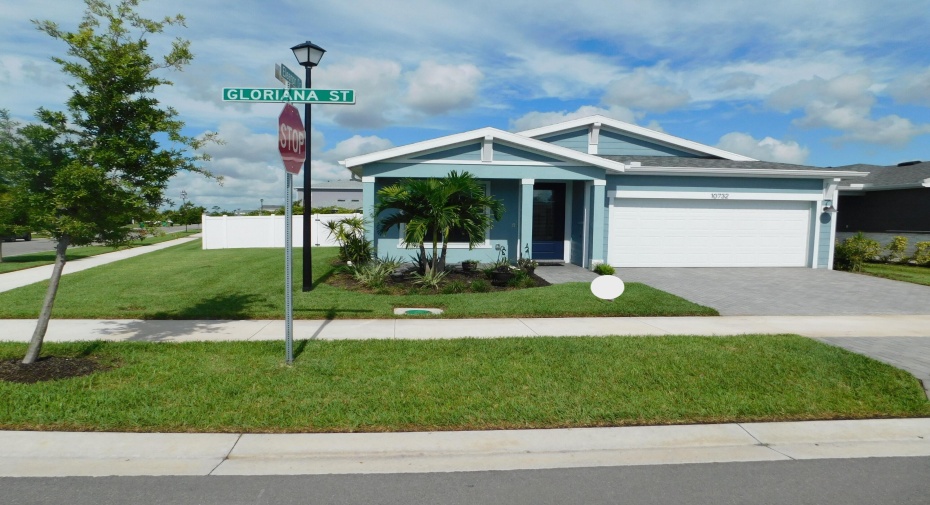 10732 SW Gloriana Street, Port Saint Lucie, Florida 34987, 4 Bedrooms Bedrooms, ,3 BathroomsBathrooms,Residential Lease,For Rent,Gloriana,RX-11008477